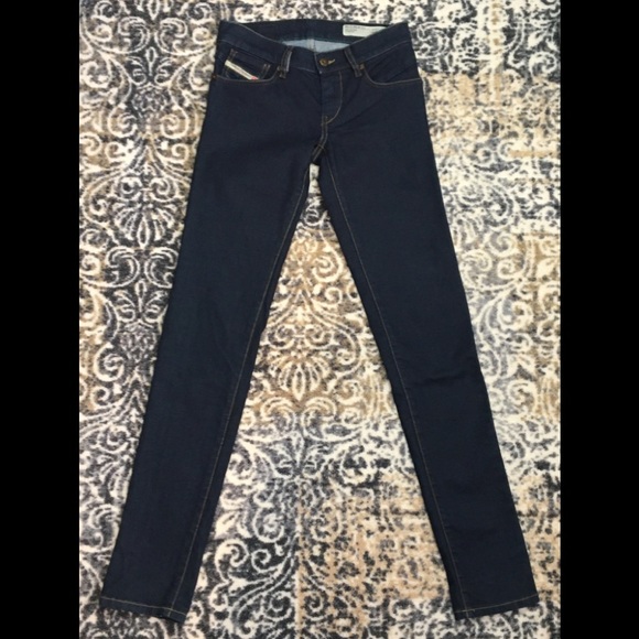 DIESEL NWOT GETLEGG SLIM SKINNY JEANS Size 24βWX32βL - Picture 2 of 12